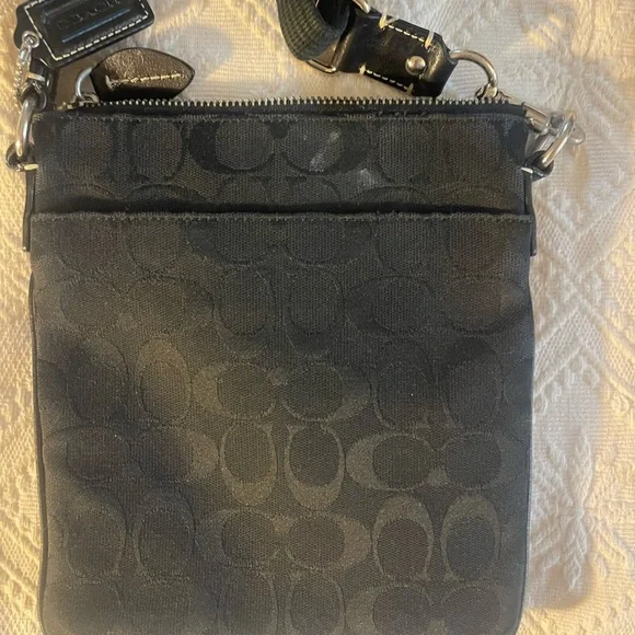 Coach Black Signature Messenger Bag - Picture 3 of 3